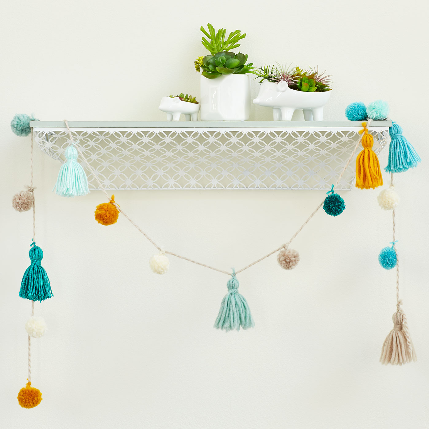 Savannah Tassel and Pom Pom Yarn Garland, medium